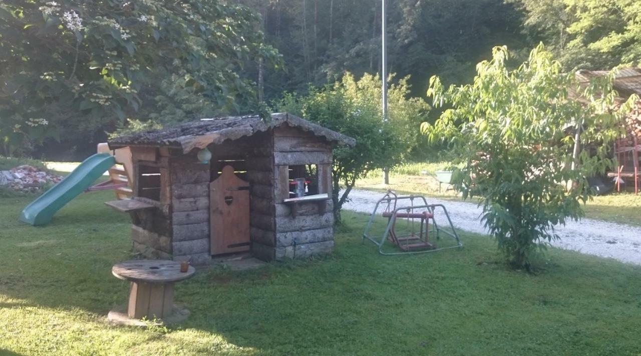 B&B In Fattoria Frisanco Exteriör bild